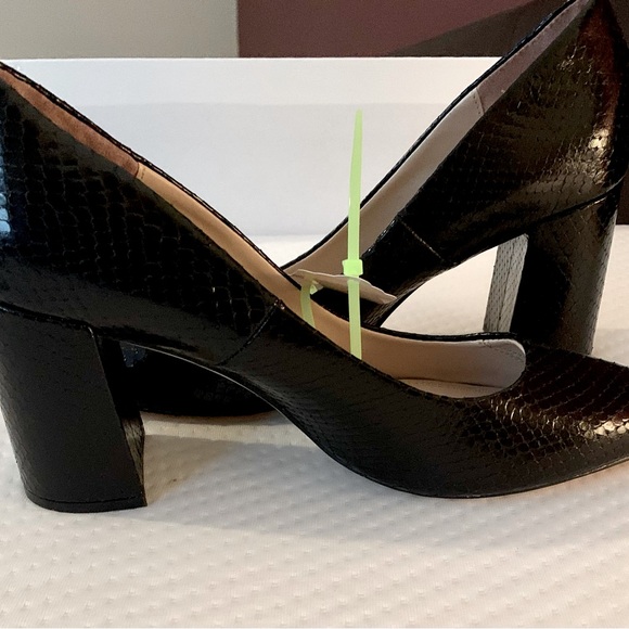 NWOT ZARA snakeskin look block heels - Picture 2 of 6